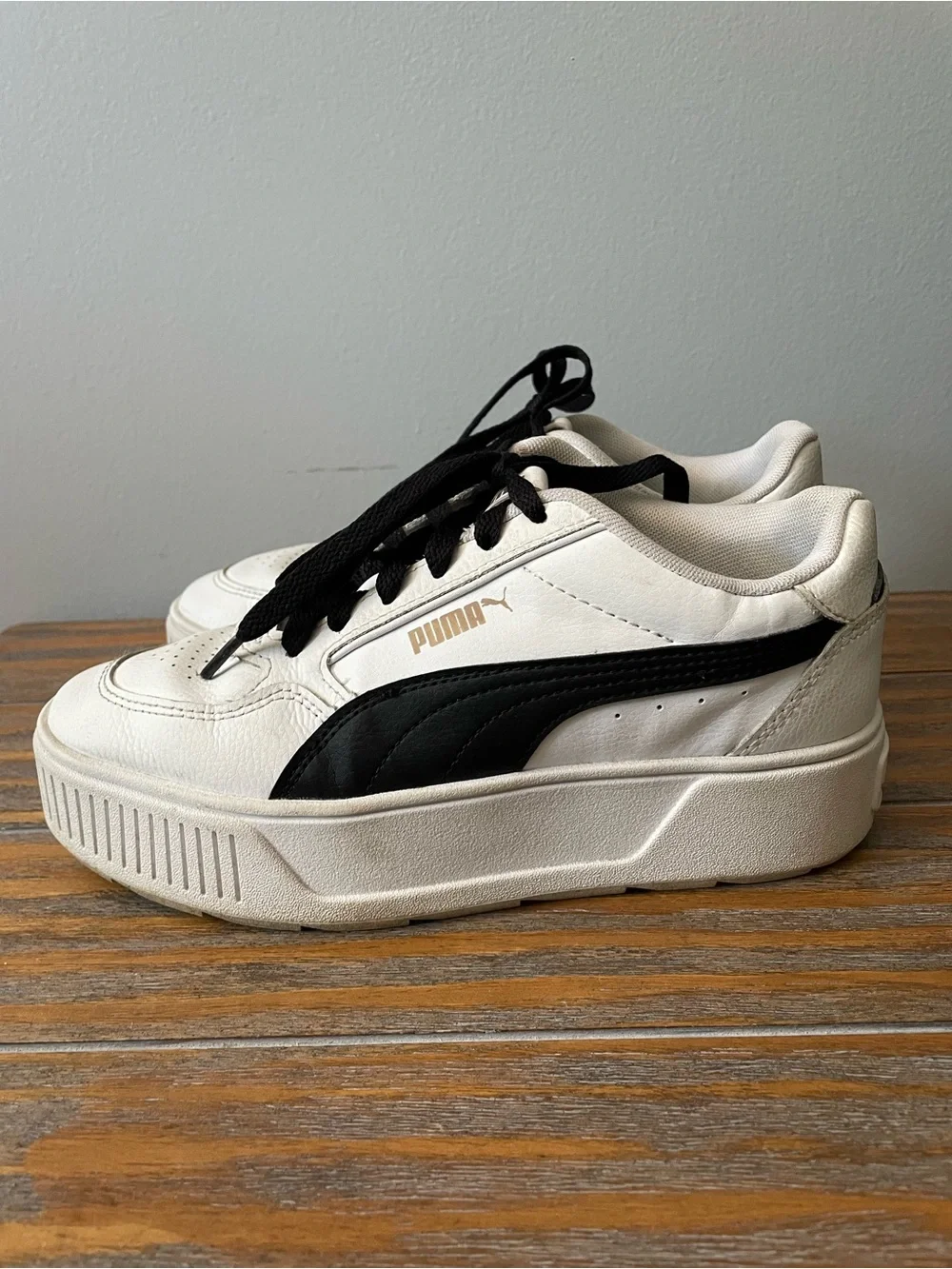 Puma Karmen Rebelle Platform Sneakers - womens sz 5